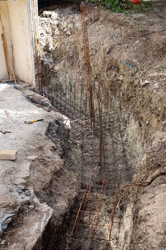 Pose d'armature en acier pour la fondation Île-de-France